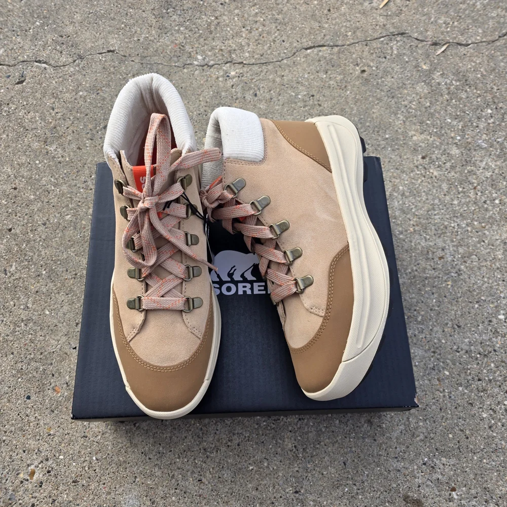 Sorel Tan and Pink Hiking Sneaker Style Suede Leather Boots Women 9.5